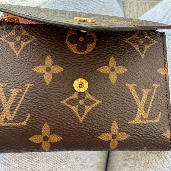 LOUIS VUITTON VICTORINE WALLET EUC! FINAL PRICE! - Picture 3 of 7
